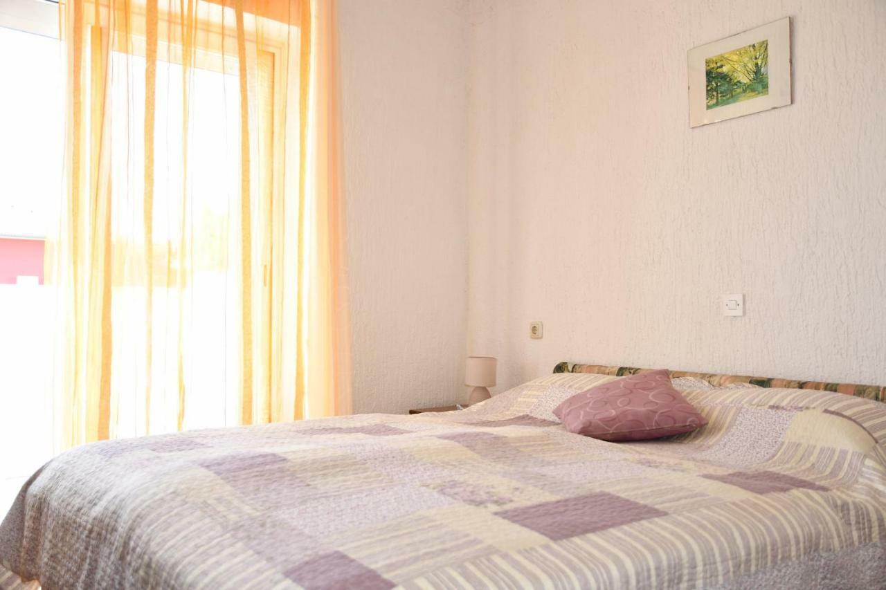 Apartments Josip 라브 외부 사진