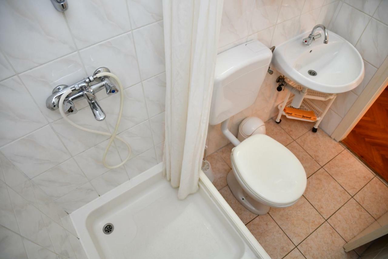 Apartments Josip 라브 외부 사진